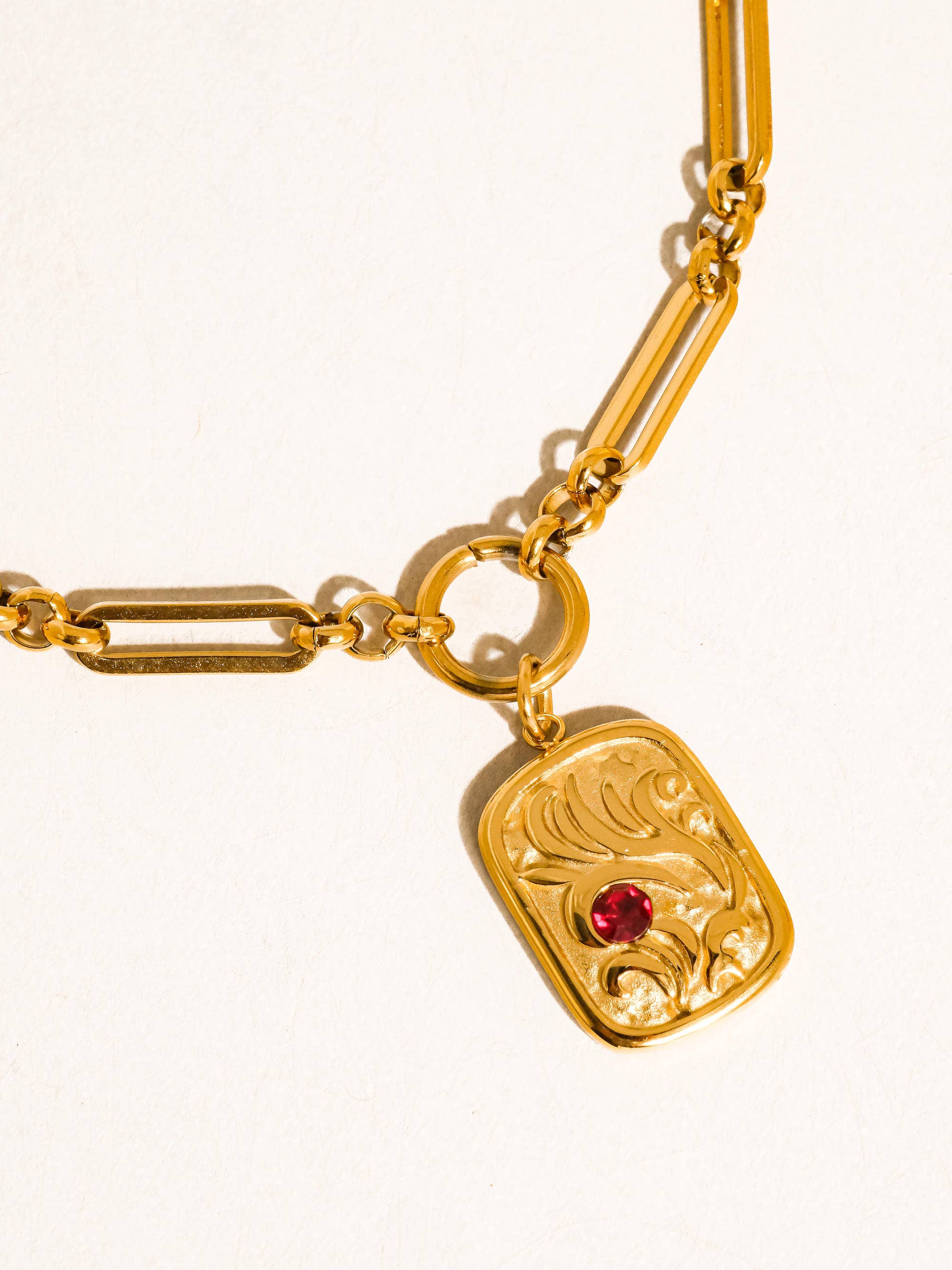 Clarimond 18K Gold Non-Tarnish Rectangle Chain Necklace: Yellow Gold